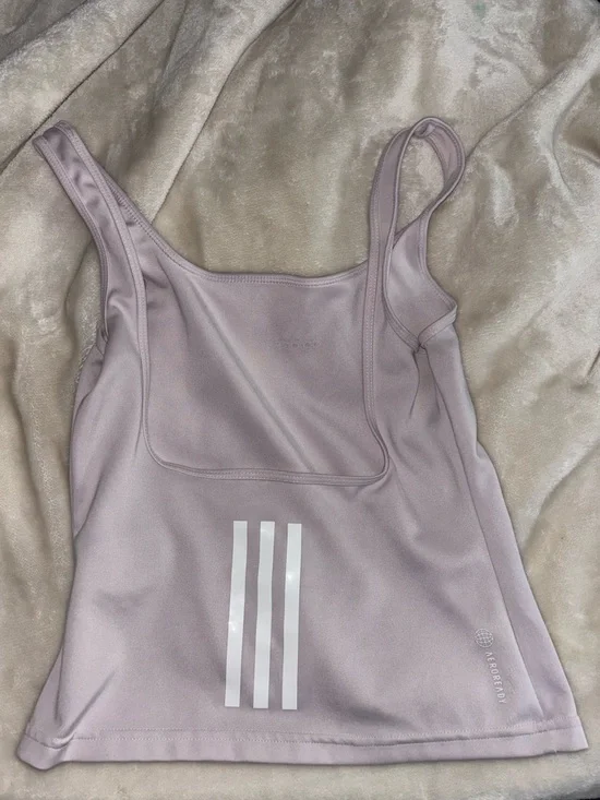 Adidas top - Picture 2 of 6